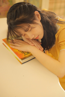 美女免费黄视频